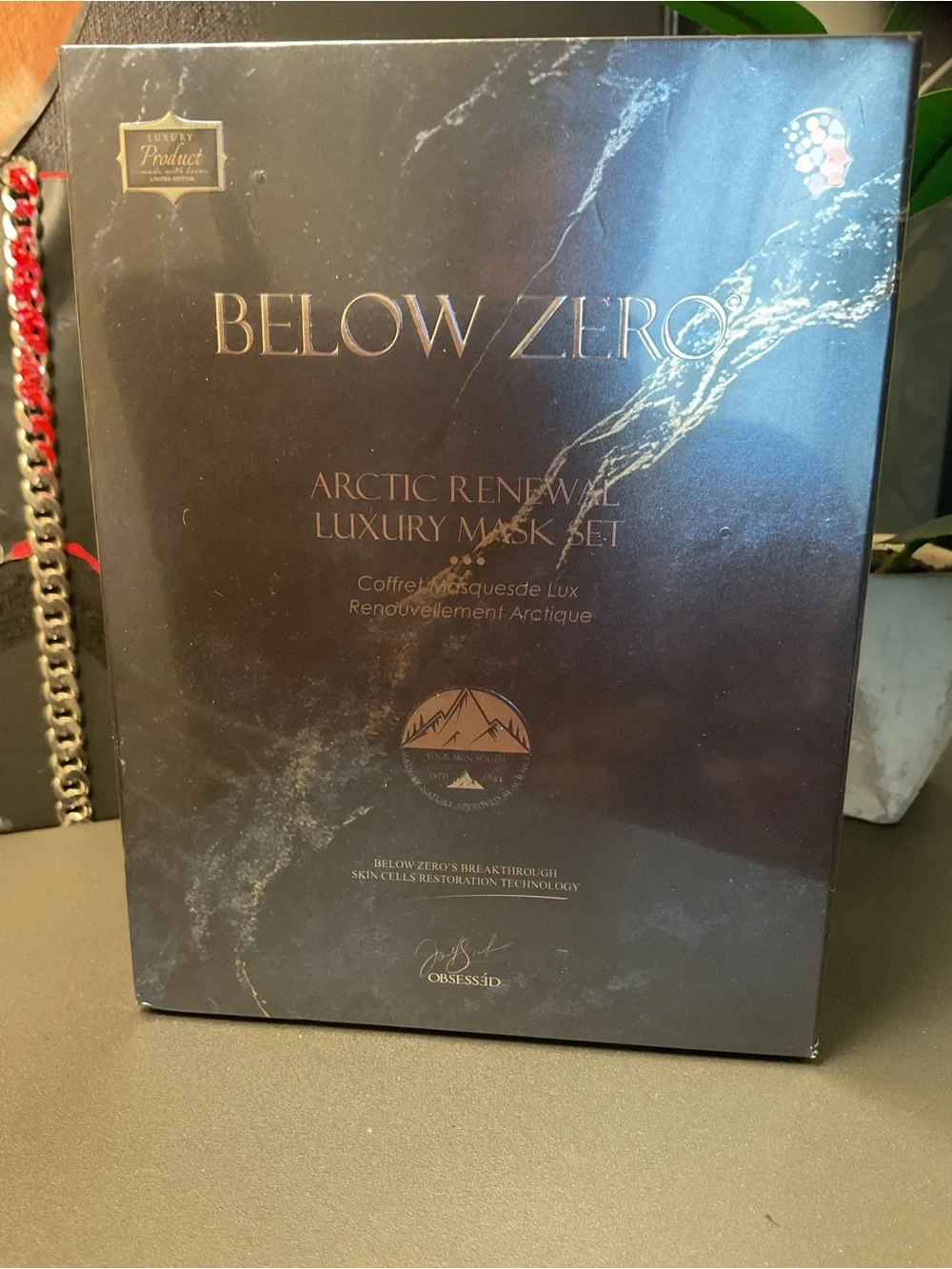 Arctic Renewal Luxury Mask Set — Black